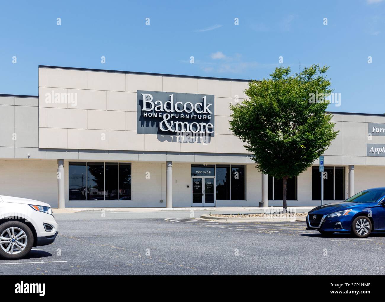 Badcock furniture hi-res stock photography and images - Alamy, image size:1300x1021