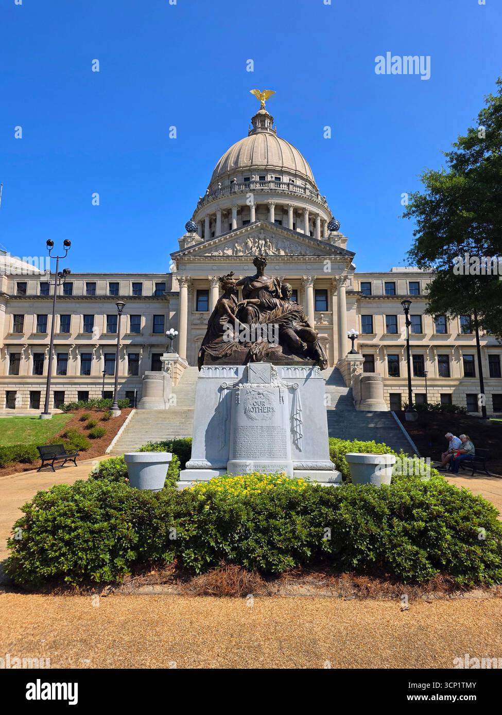 Mississippi State Capitol Building with Monuument to Women of the ...