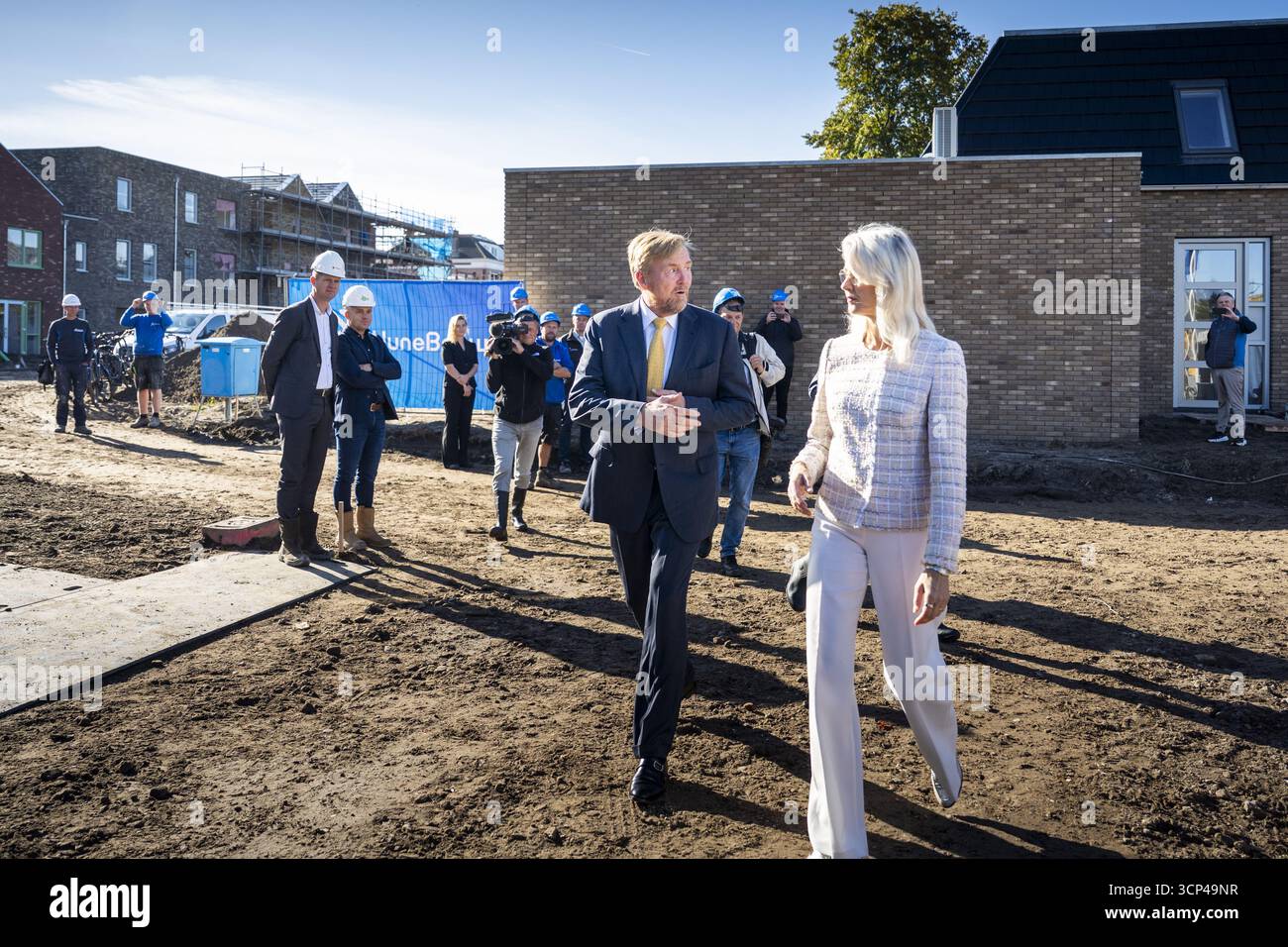 ASSEN - King Willem-Alexander and Minister Mona Keijzer (Housing and ...