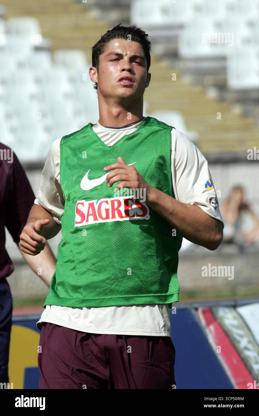 Cristiano ronaldo portugal 2005 hi-res stock photography and