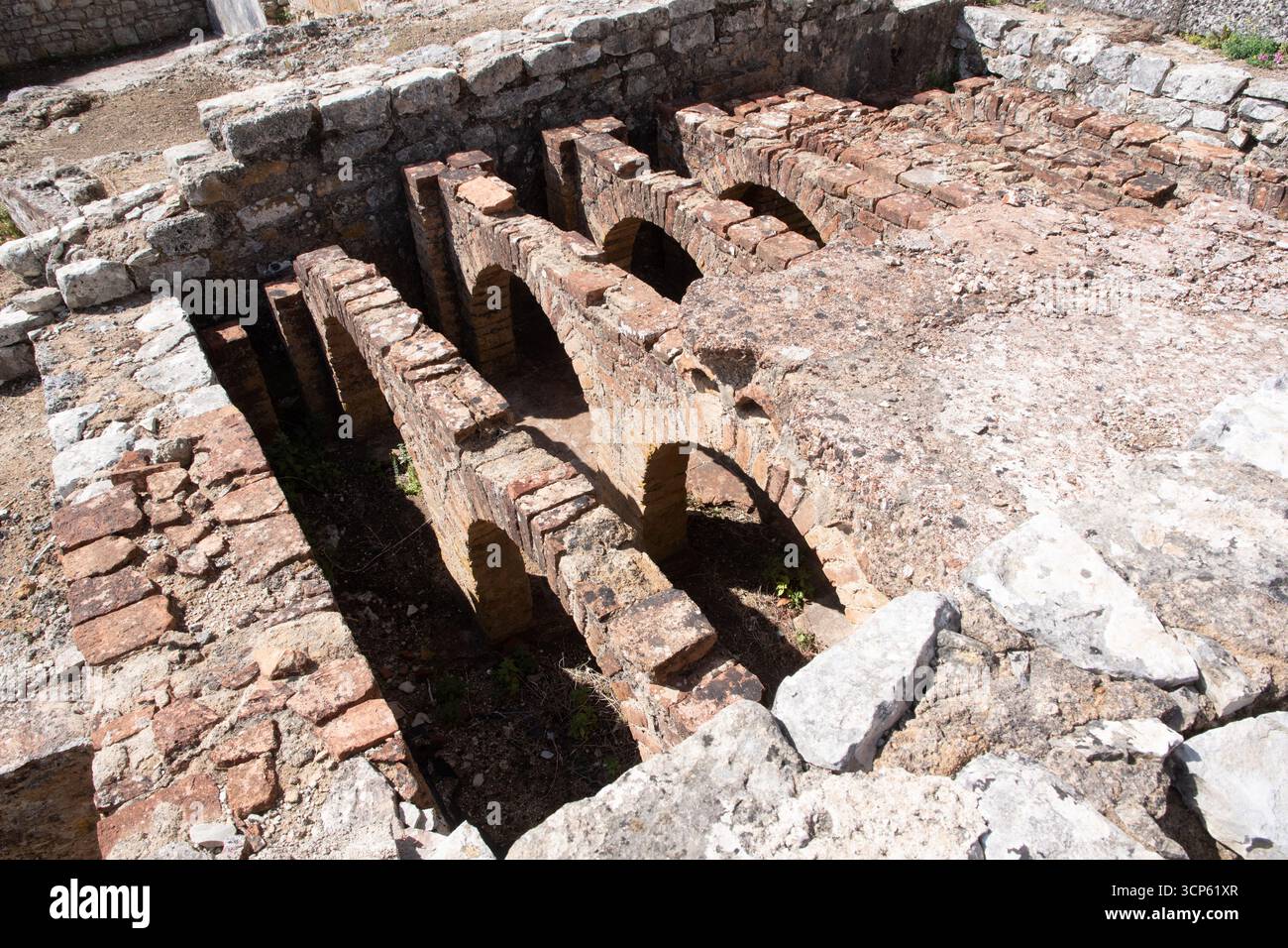 Roman infrastructure hi-res stock photography and images - Alamy