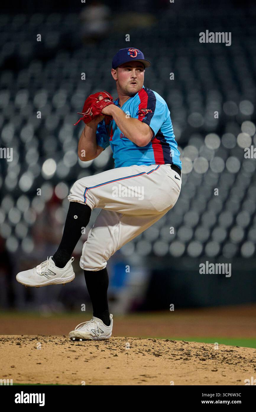 Jacksonville Jumbo Shrimp pitcher William Kempner (34) during an MiLB ...