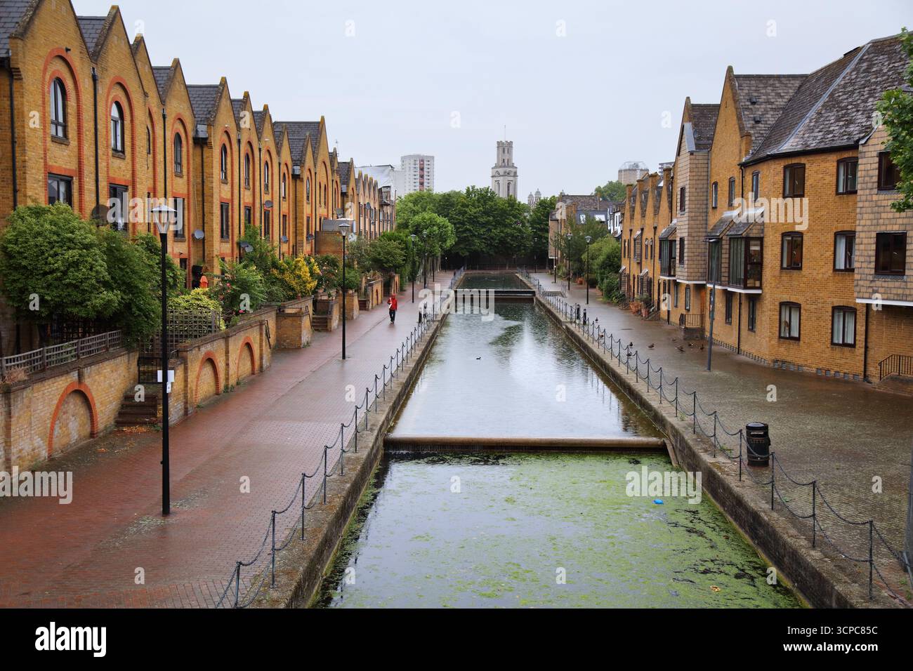 London ornamental canal hi-res stock photography and images