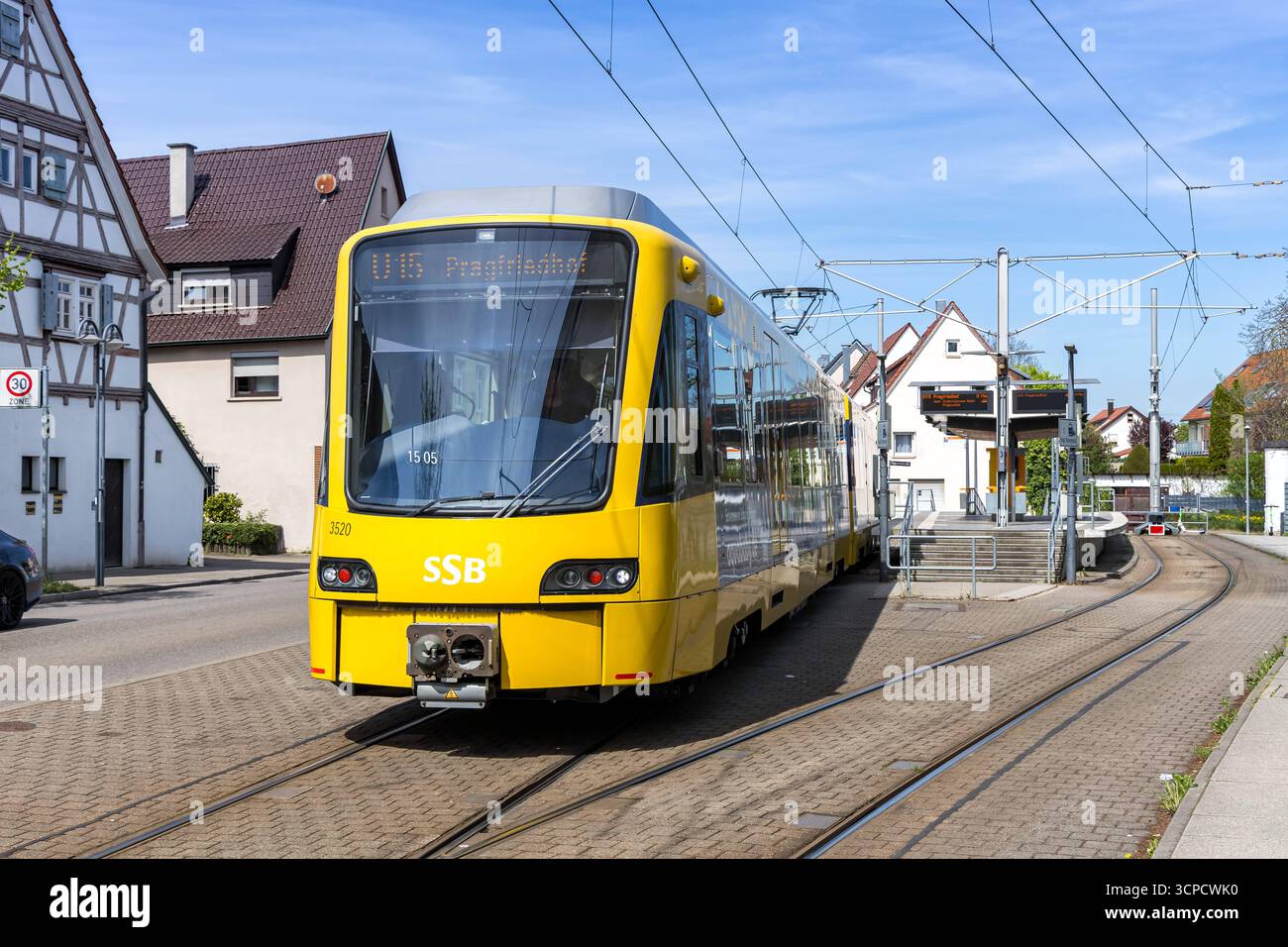 Stadtbahn Stuttgart Fahrzeug Vom Typ DT 8 ffentlicher Nahverkehr Auf stadtbahn-stuttgart-fahrzeug-vom-typ-dt-8-ffentlicher-nahverkehr-auf