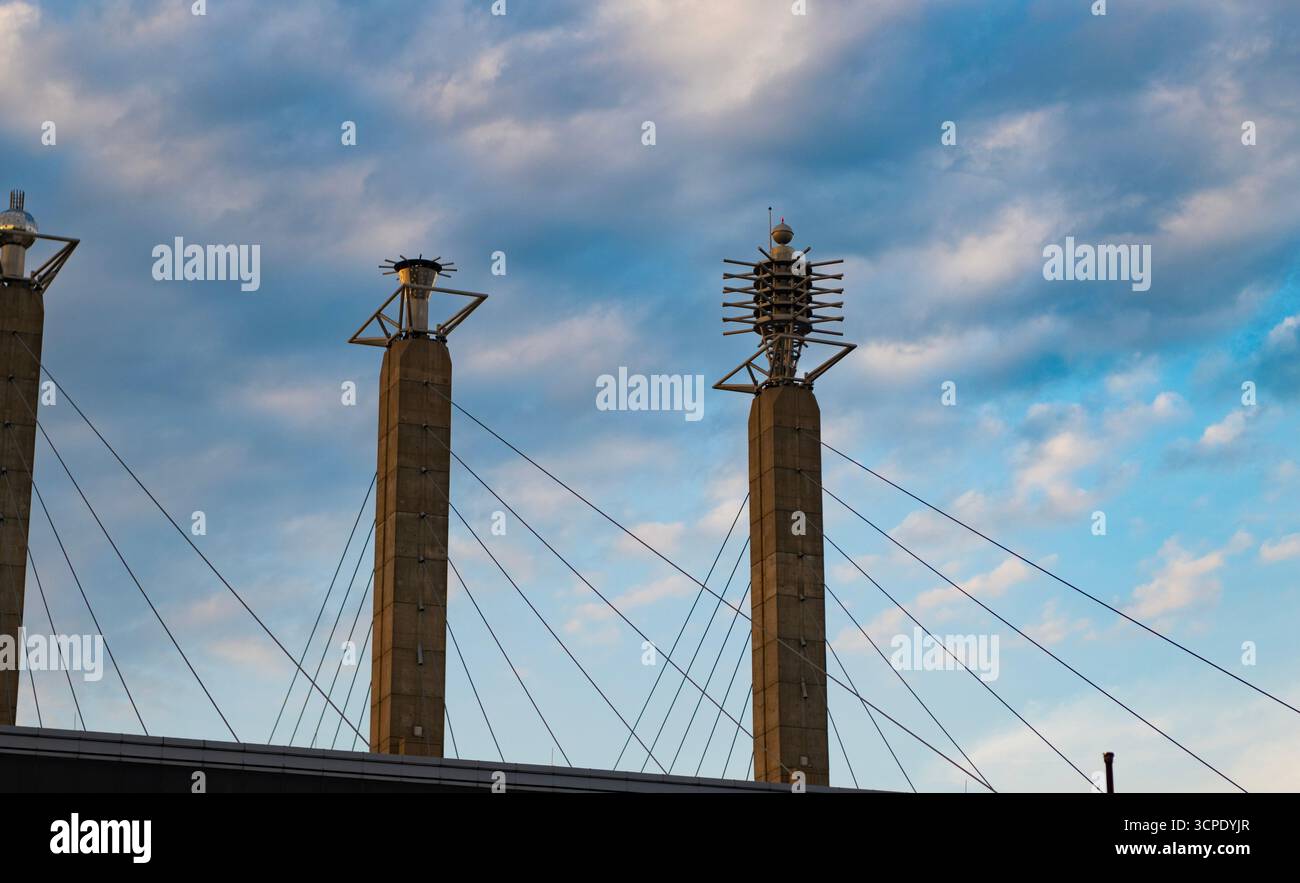 Pylon Build Bartle Hall Pylons. Building design. Modern architecture. Modern ...