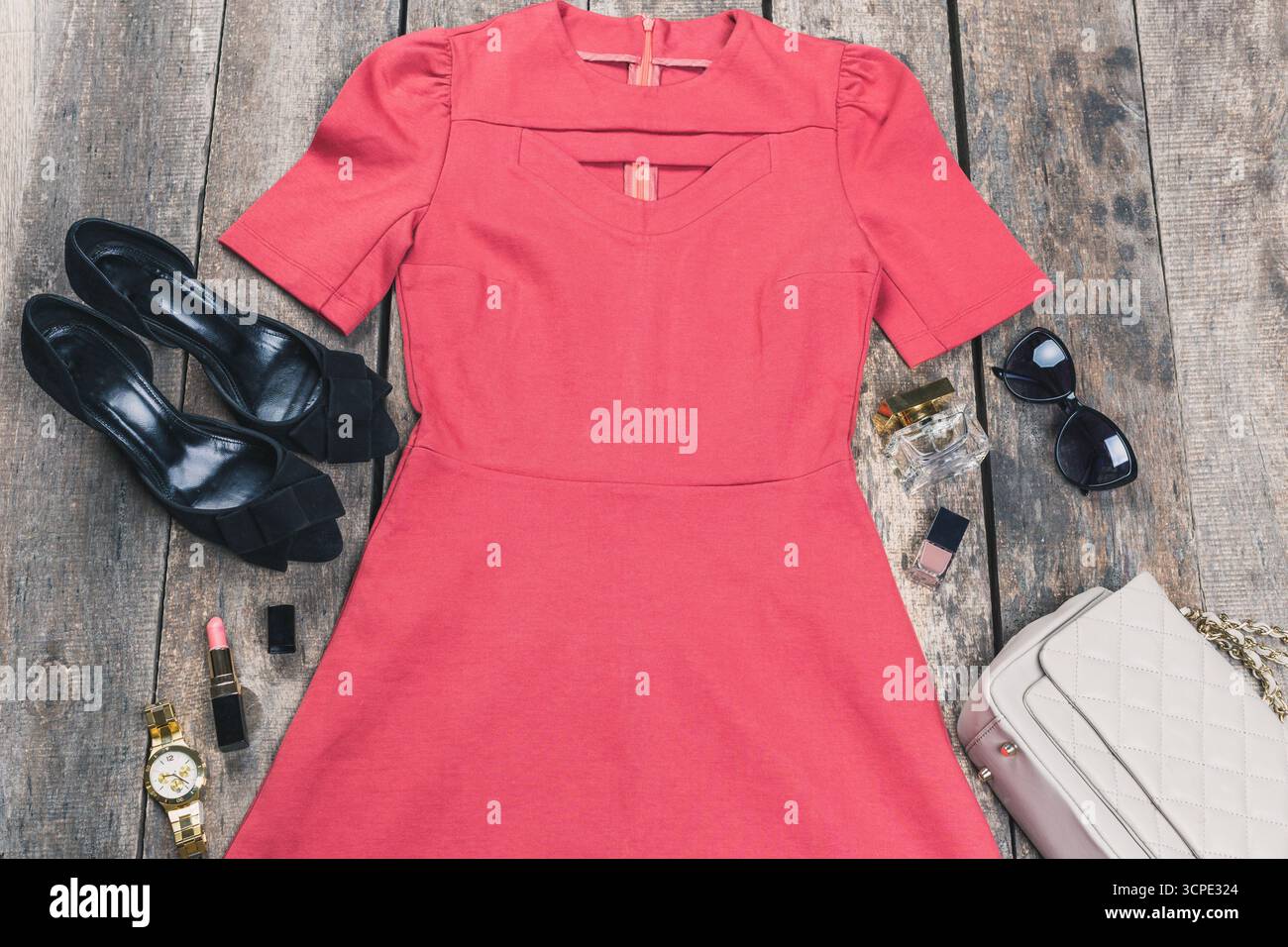 Fashionable dress ensemble hi-res stock photography and images - Alamy