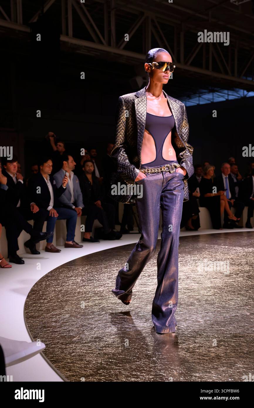 Milan Fashion Week - Women S/S 2026 Roberto Cavalli fashion show Vibes ...