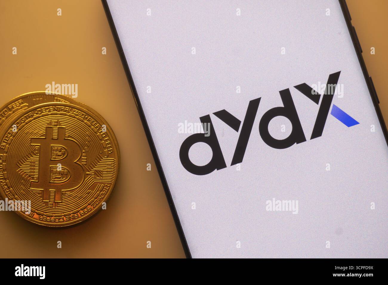 Dydx hi-res stock photography and images - Alamy