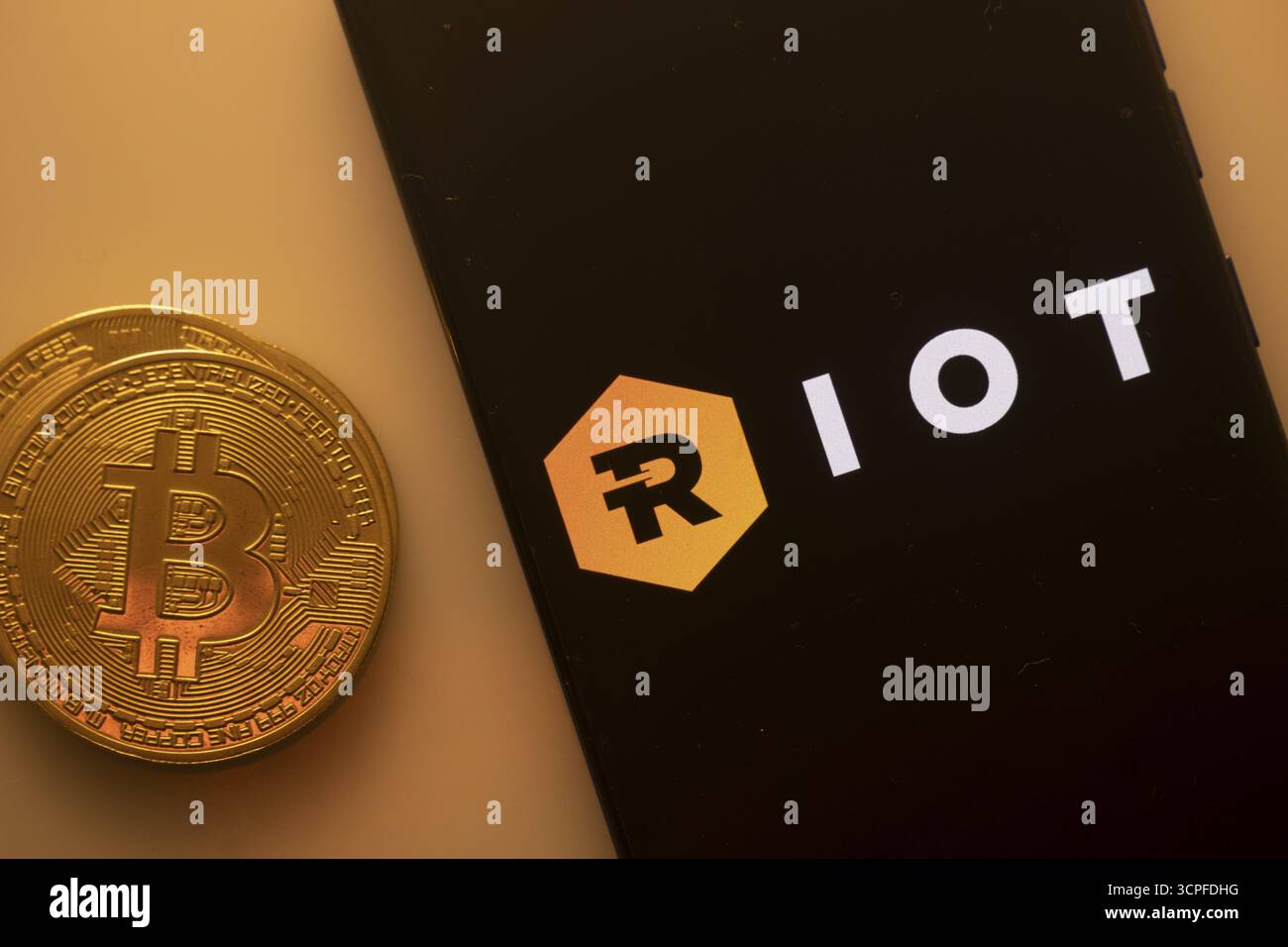 Hexagonal coin hi-res stock photography and images - Alamy