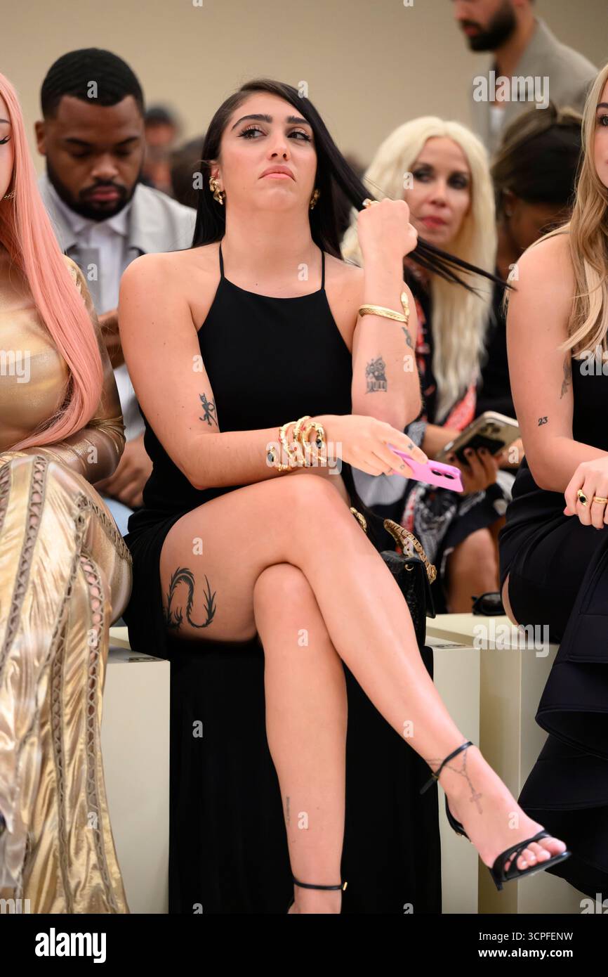 Lourdes Leon Milan Fashion Week - Women S/S 2026 Roberto Cavalli ...