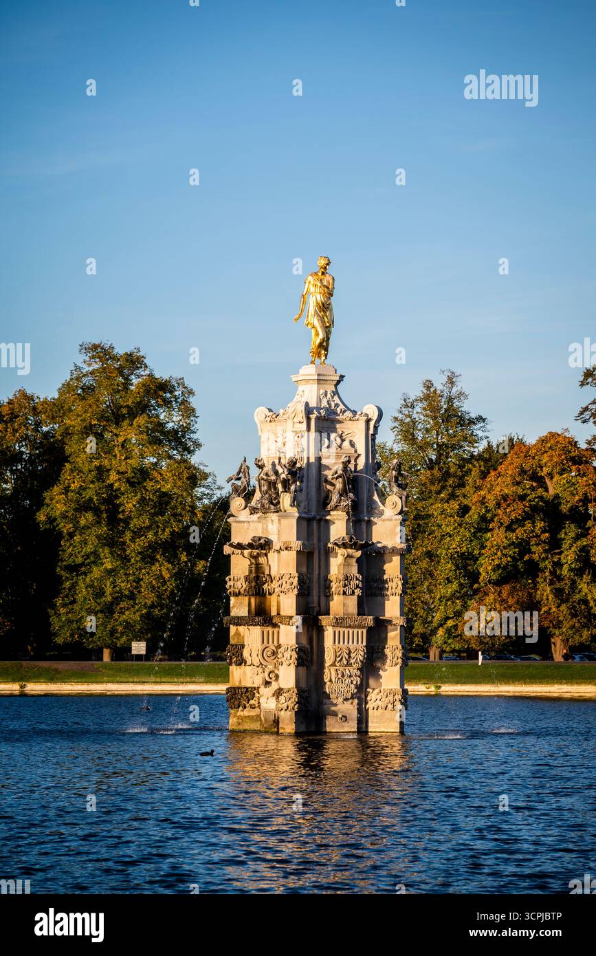 Diana Fountain, a seventeenth-century statue ensemble and water feature in an eighteenth-century setting with a surrounding pool which honours the Rom Stock Photo