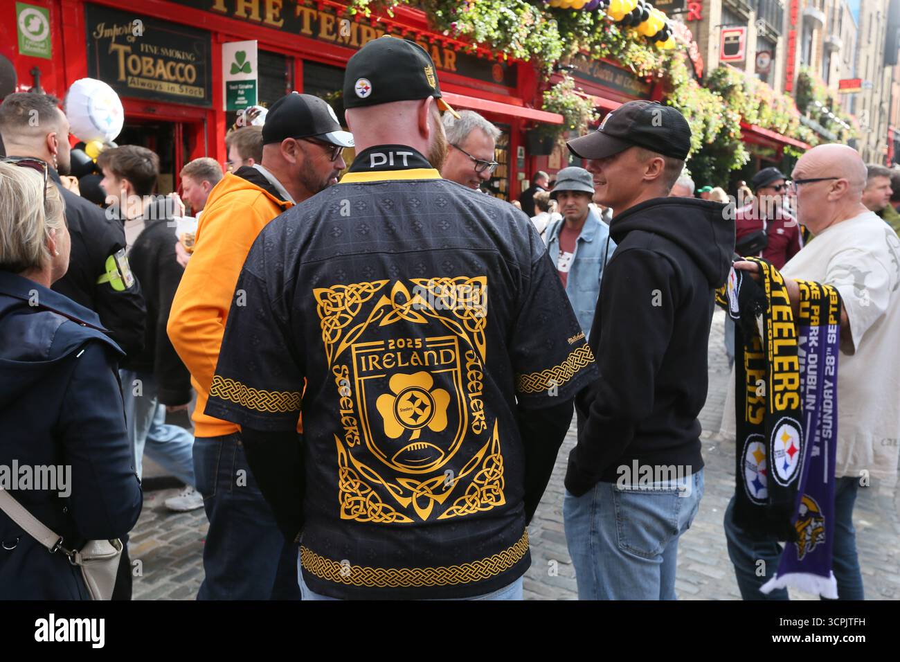 A Week Of Finding Pittsburgh (and The Steelers) In Ireland - Pittsburgh City Paper | News, Dining, Music, Best Of, Arts, Film - Foto 12