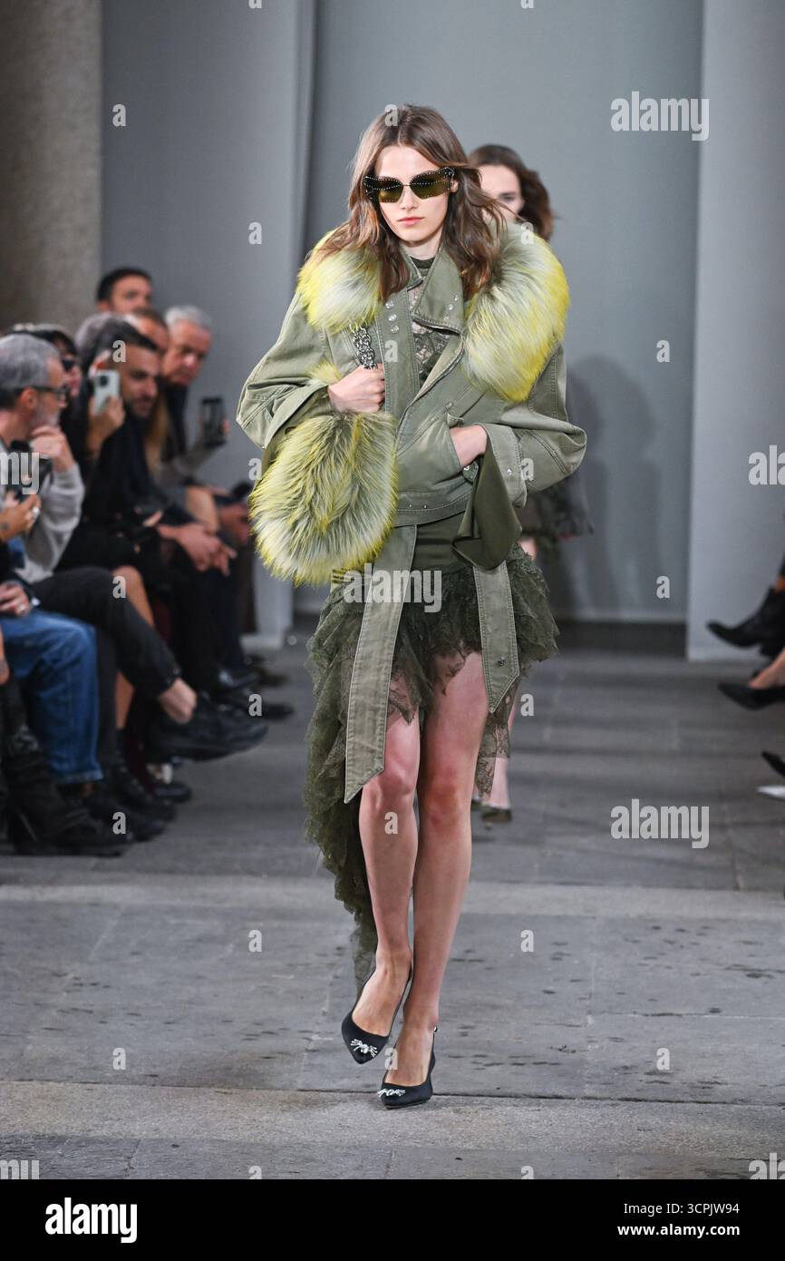 Milan, Milan Women's Fashion Week Spring/Summer 2026 - Women's Fashion ...