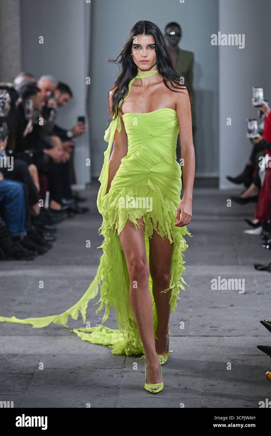 Milan, Milan Women's Fashion Week Spring/Summer 2026 - Women's Fashion ...