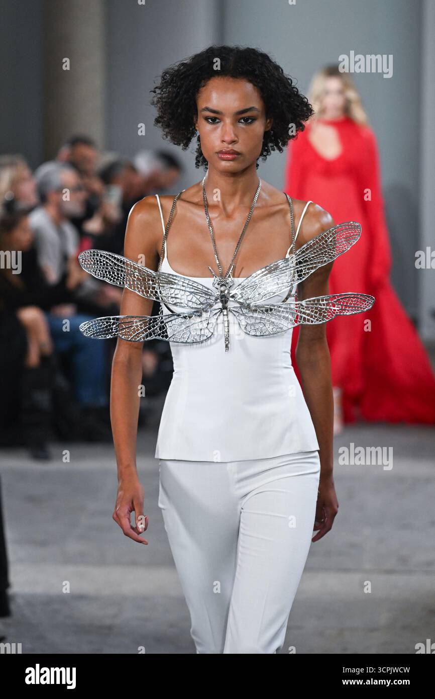 Milan, Milan Women's Fashion Week Spring/Summer 2026 - Women's Fashion ...