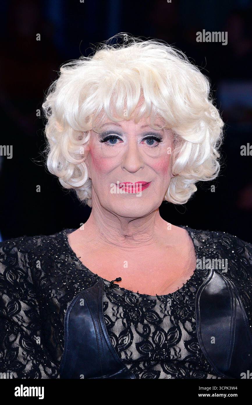 Wanders Show Lilo Wanders during the NDR Talk Show at NDR Studios on September 26 ...