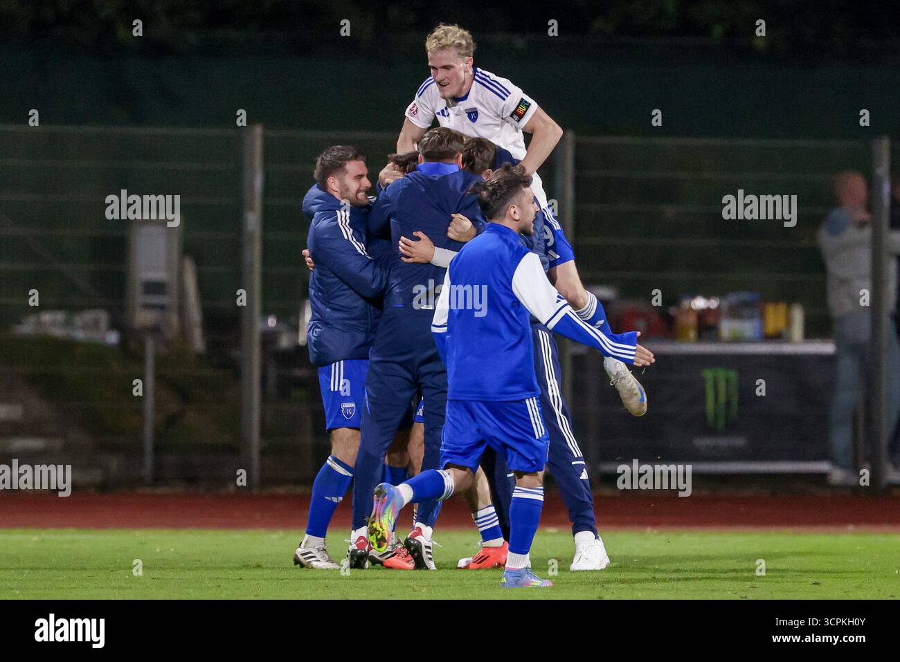 kickers emden vs werder bremen