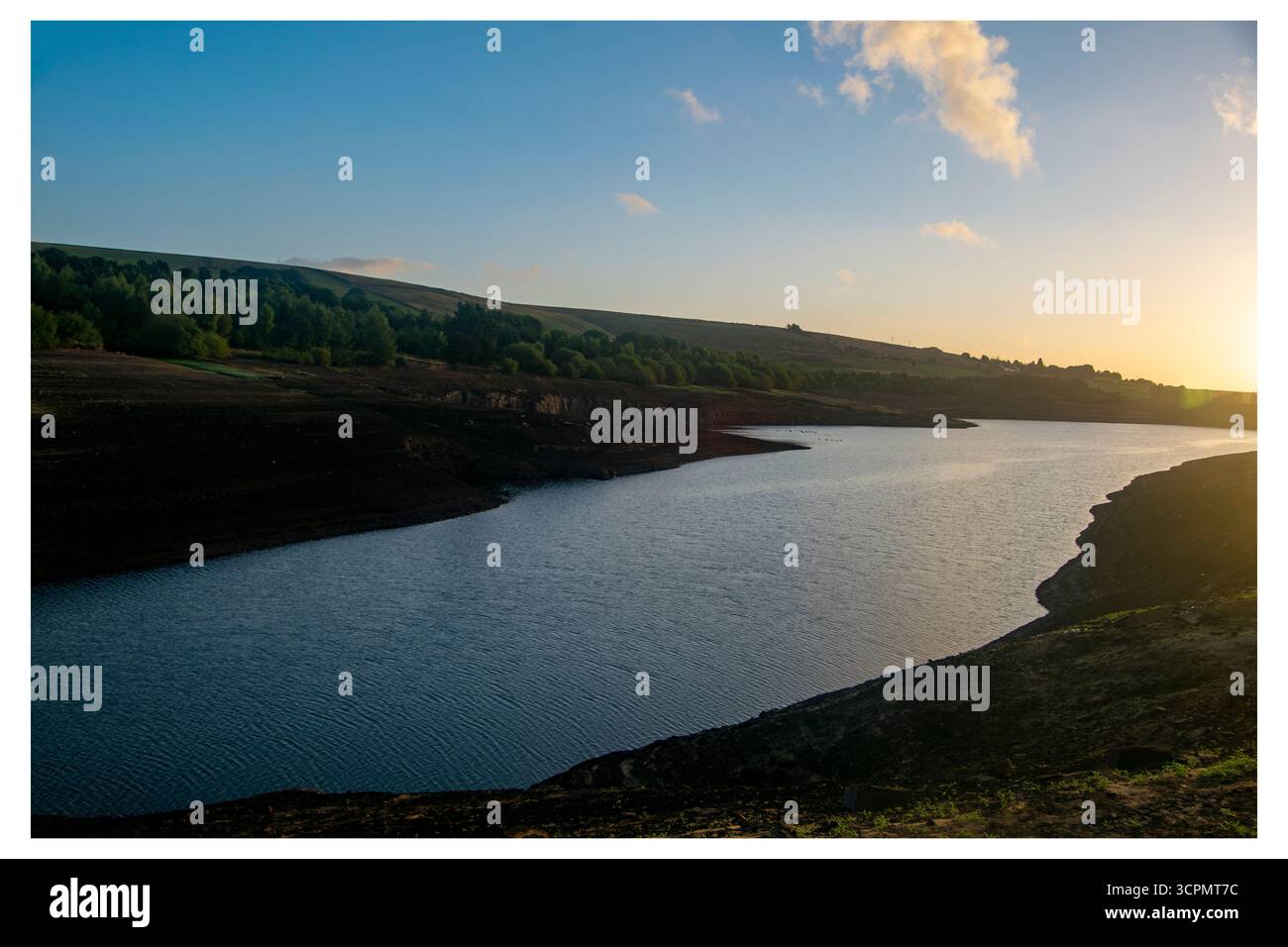 Reservoir banks Cut Out Stock Images & Pictures - Alamy
