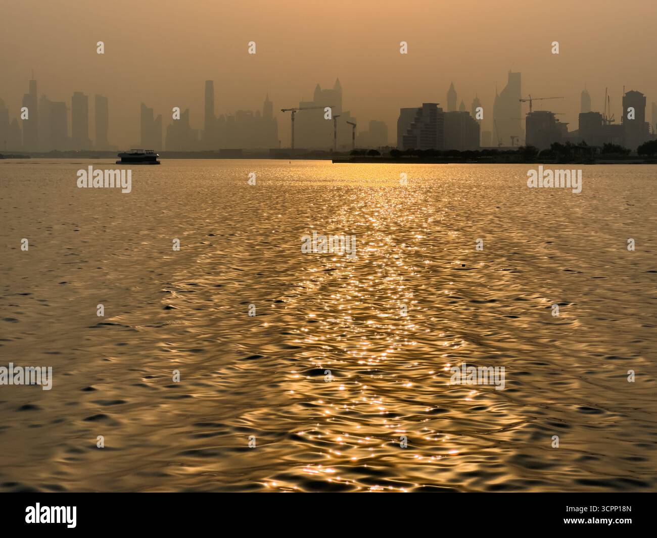 Arab sailing vessel hi-res stock photography and images - Alamy