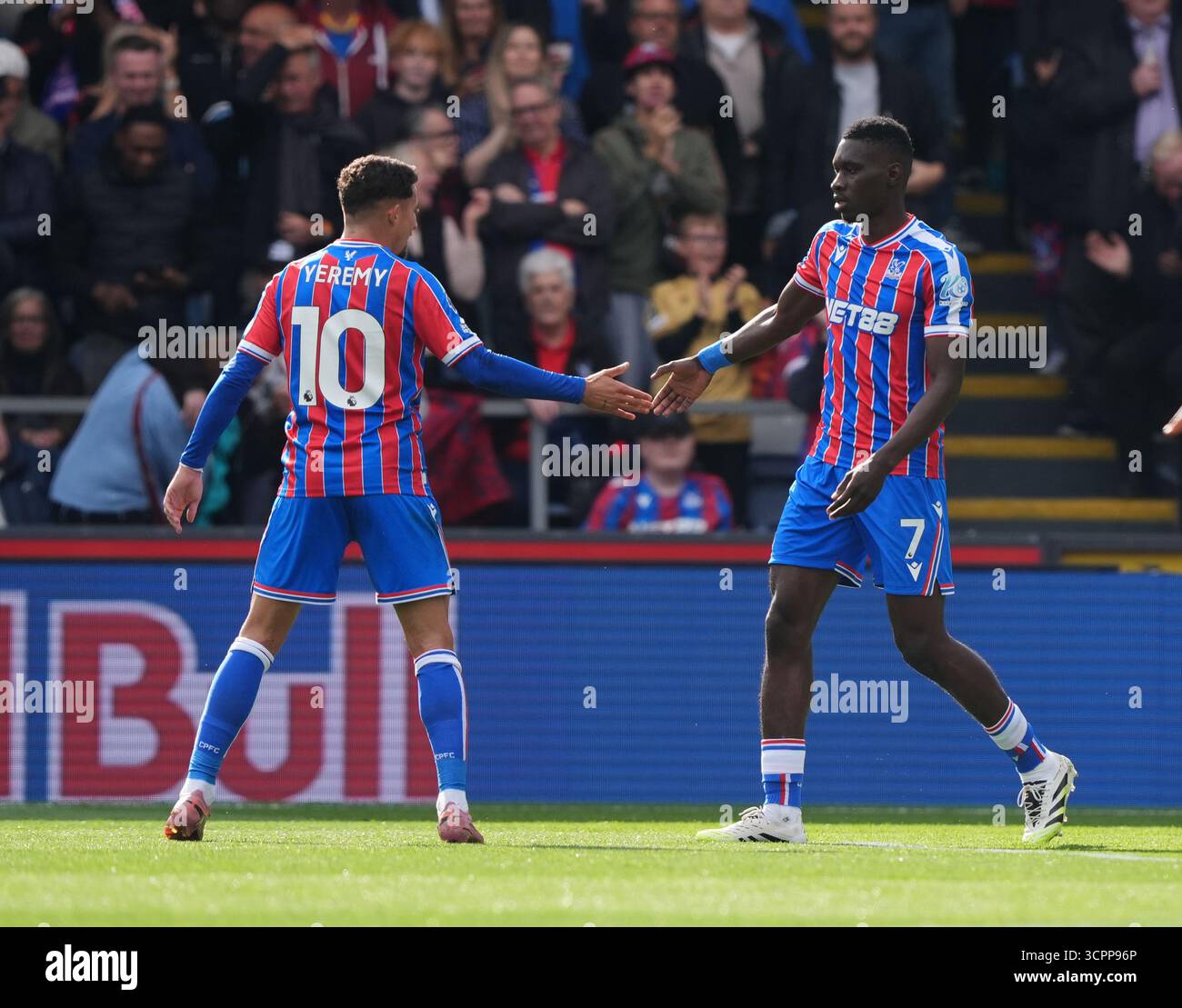 Crystal Palace s Ismaila Sarr Celebrates Scoring Their Side s First crystal-palace-s-ismaila-sarr-celebrates-scoring-their-side-s-first
