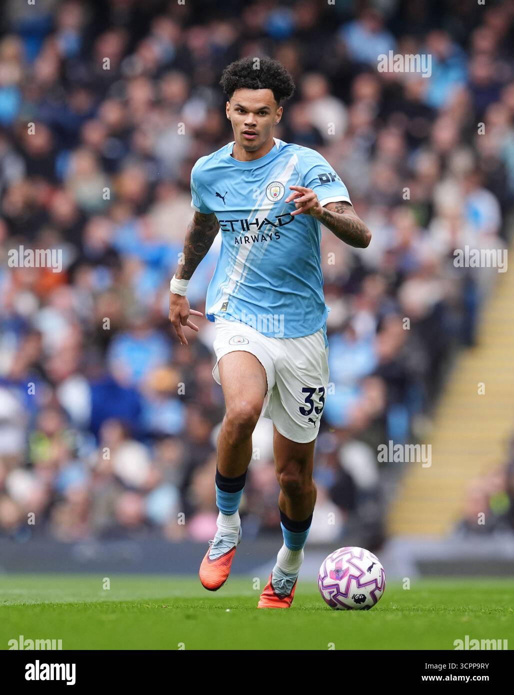 manchester-city-s-nico-o-reilly-during-the-premier-league-match-at-the