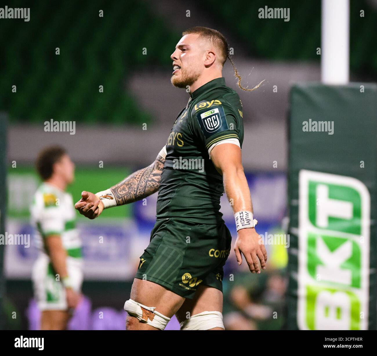 Sean Toohey Rugby Galway, Ireland. 27th September, 2025. Connacht's Sean Jansen ...