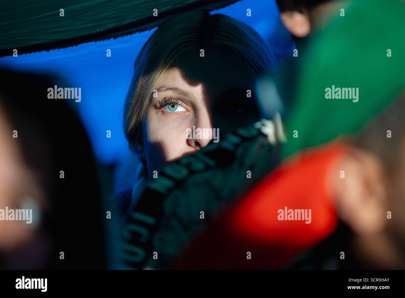 Junge mit blauen augen hi-res stock photography and images - Alamy, image size:1300x957