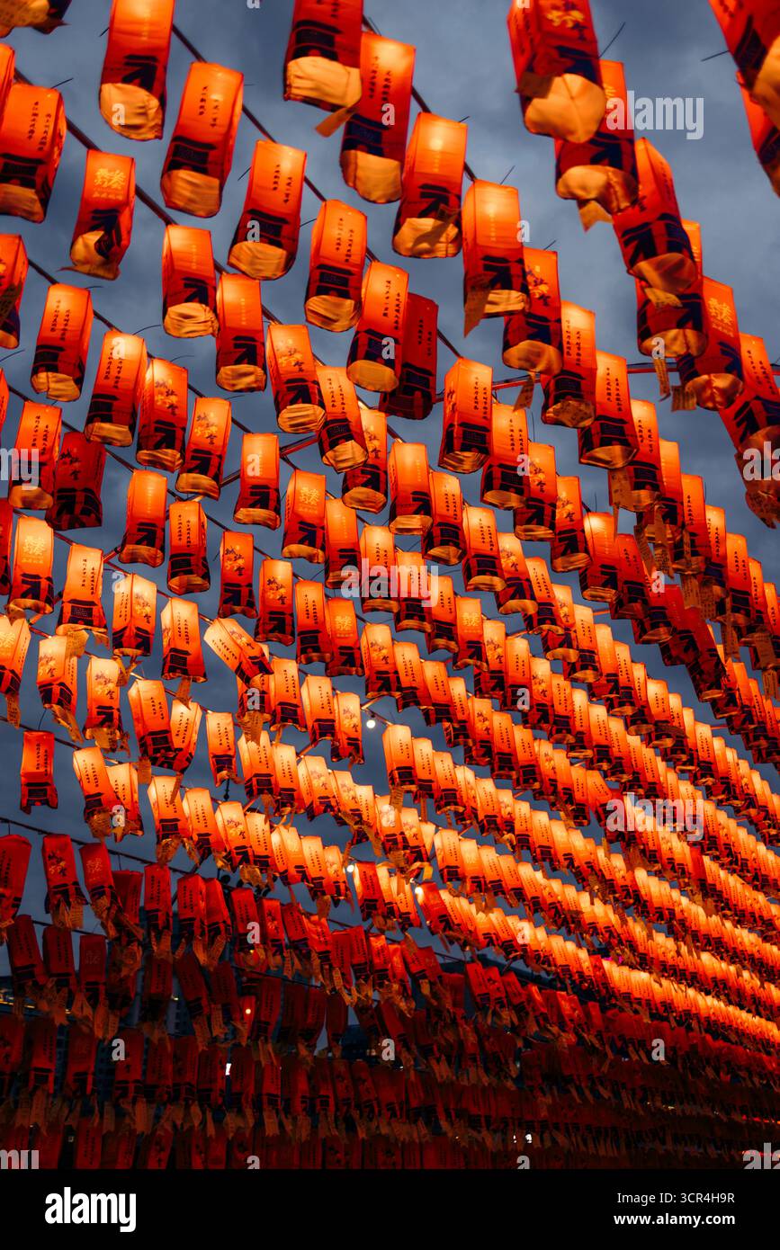 Festive lights lanterns create hi-res stock photography and images - Alamy