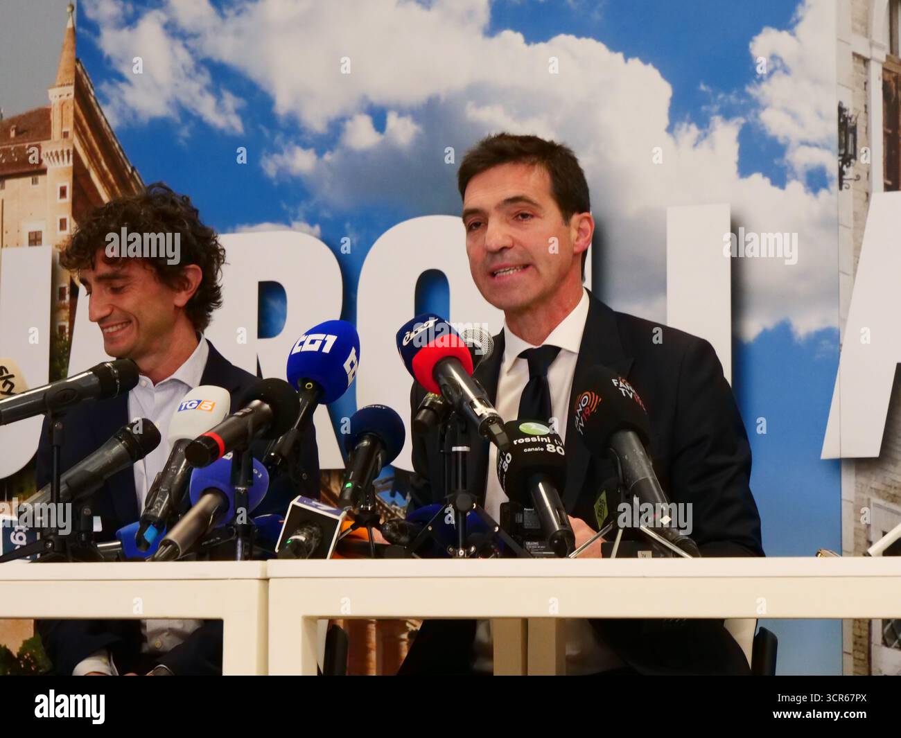 Ancona: Francesco Acquaroli re-elected president of the Marche region ...