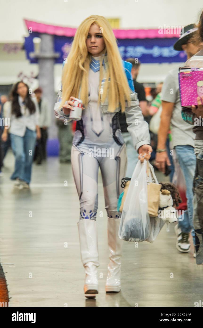 Los angeles comic con 2025 hi res stock photography and images Alamy