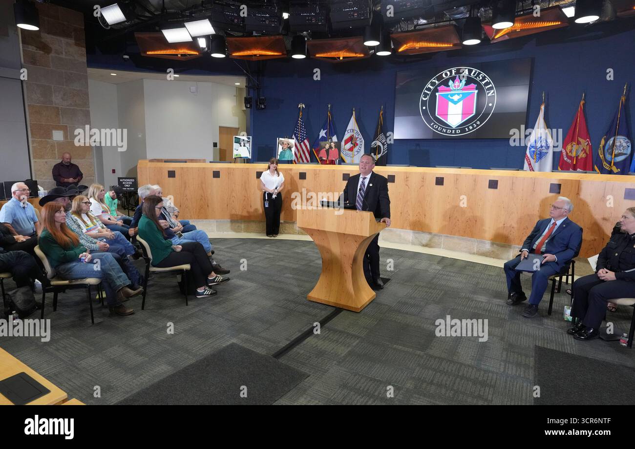 Austin, Texas, USA. 29 Sept, 2025. Cold case detective DANIEL JACKSON gives a timeline as Austin, Texas police announce they've solved the 34-year old Austin Yogurt Shop murder case where four teenage girls were slain at the I Can't Believe It's Yogurt shop on December 6, 1991. The four victims, Amy Ayers, Jennifer Harbison, sister Sarah Harbison and Eliza Thomas, were found bound, gagged and set on fire. New DNA evidence points to serial killer Robert Eugene Brashers as the suspect. Credit: Bob Daemmrich/Alamy Live News Stock Photo