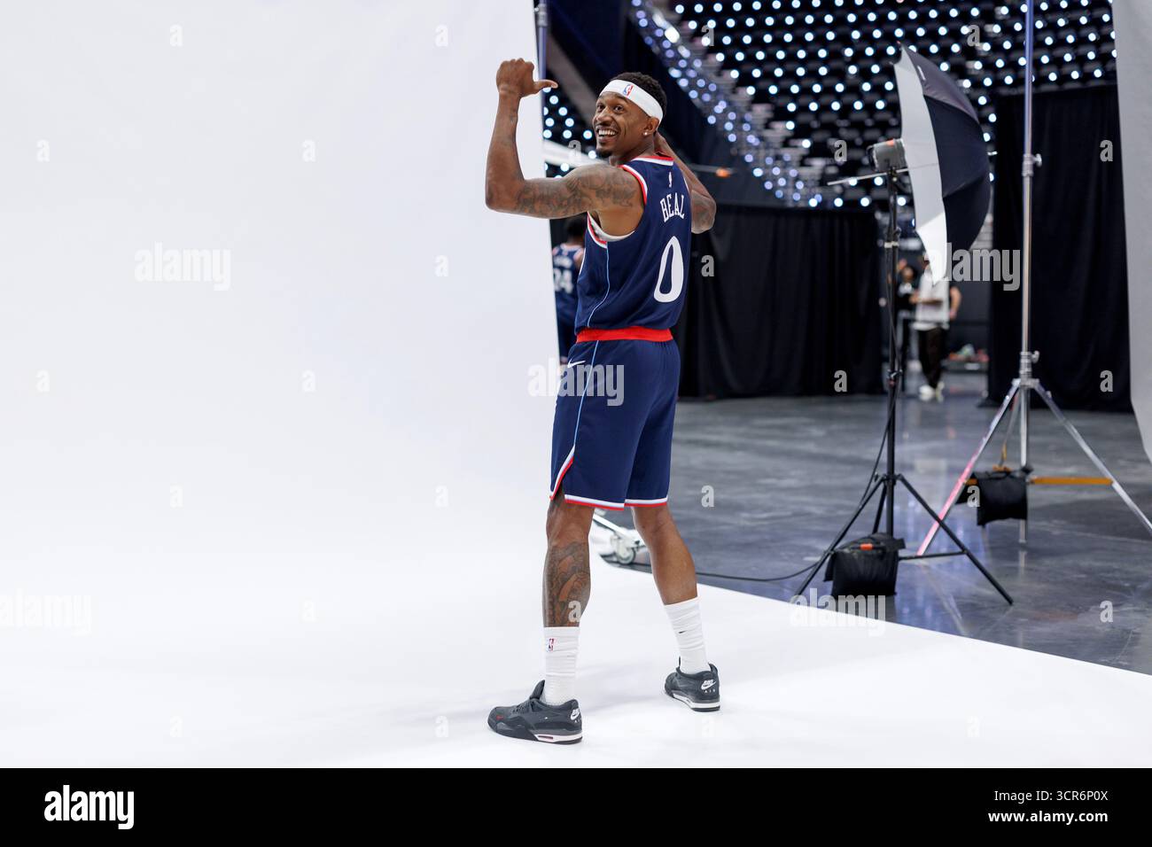 $13.2 Million: Bradley Beal Signs Two-Year Deal With LA Clippers $13.2 Million: Bradley Beal Signs Two-Year Deal With LA Clippers