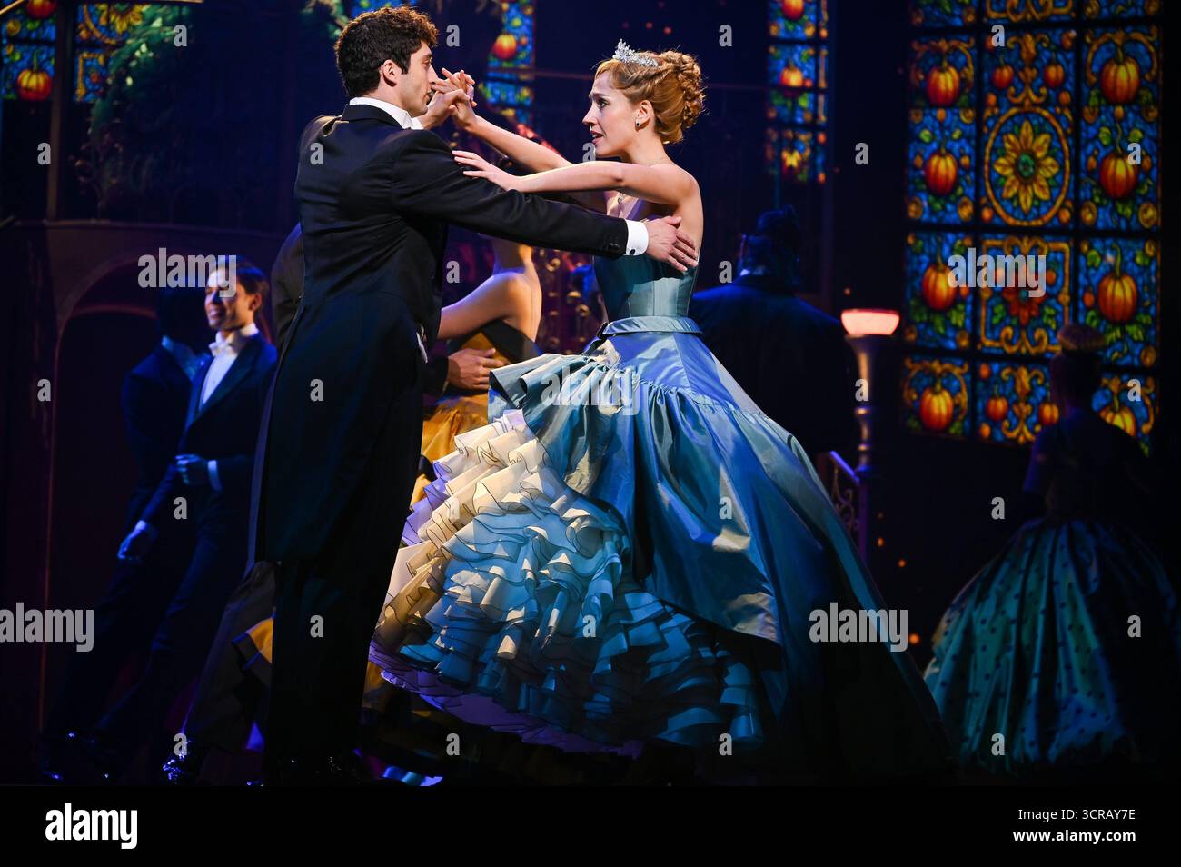 Actors Paule Mallagarai and Briel Gonzalez perform during the ...
