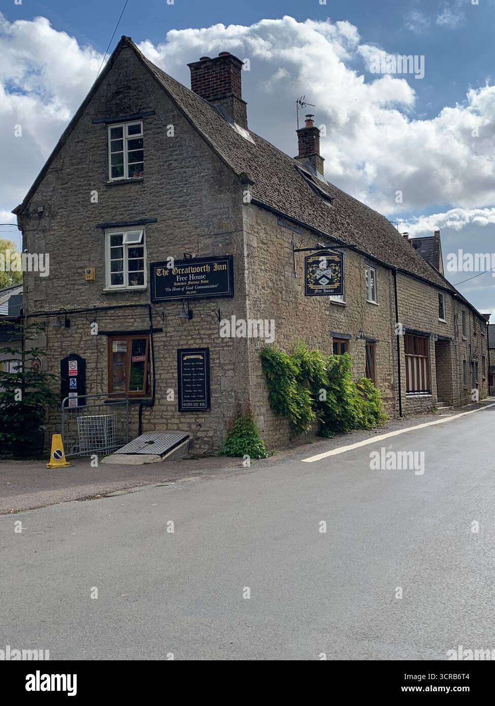 GREATWORTH  Northamptonshire Greatworth history Church Village Pargiter Washington Armey Married old family house place inside local residence - Smartphone Captured Stock Image