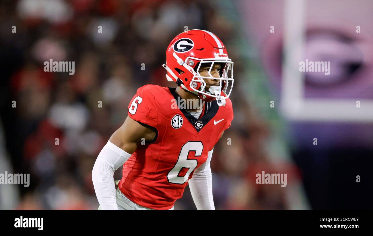 Georgia defensive back Daylen Everette (6) defends during the first ...