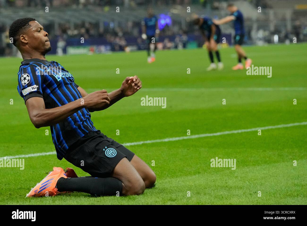 Inter Milan s Denzel Dumfries Celebrates After Scoring His Side s inter-milan-s-denzel-dumfries-celebrates-after-scoring-his-side-s