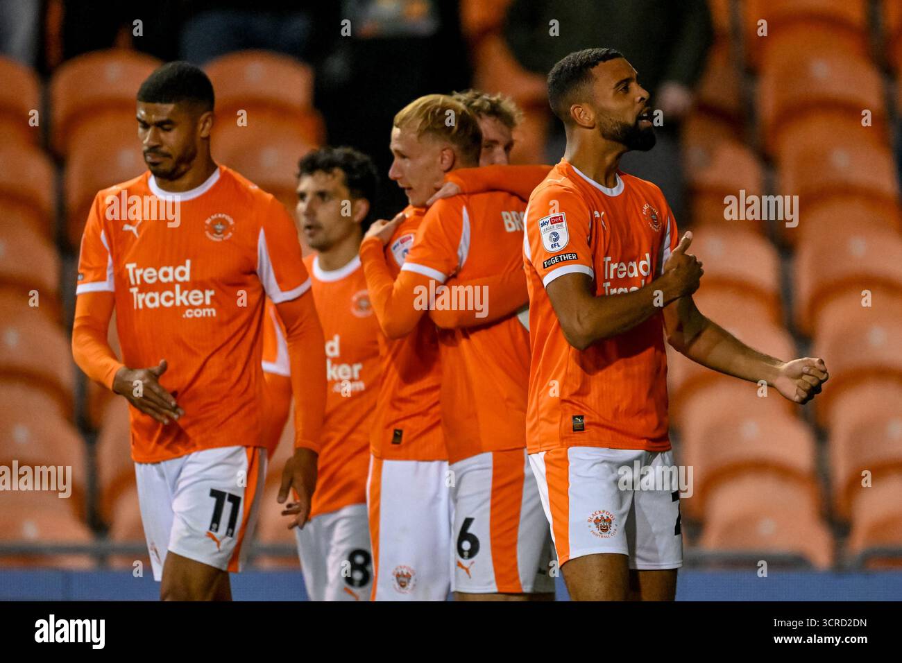Luton town badge badge hi-res stock photography and images - Alamy