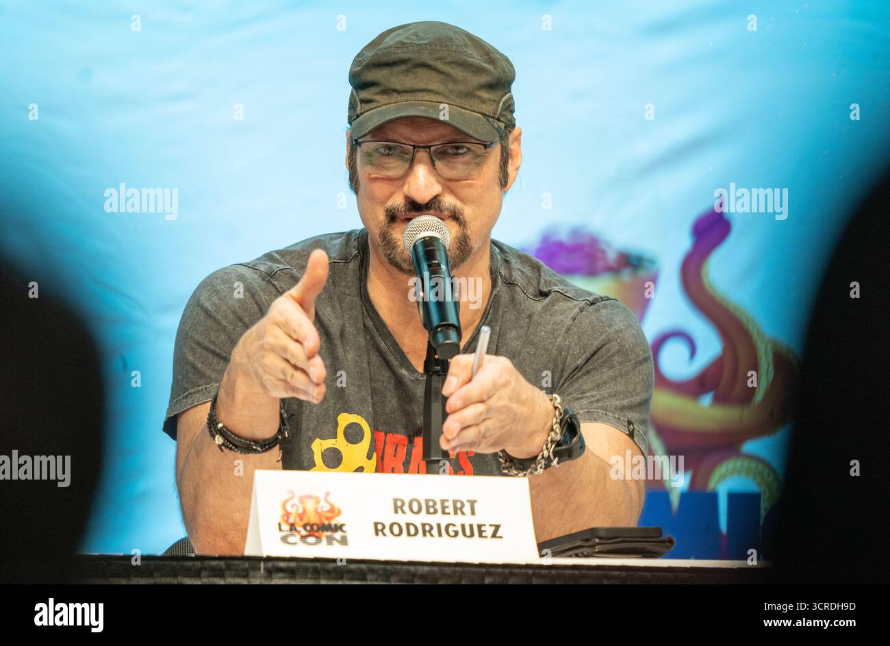 Los angeles comic con 2025 hi res stock photography and images Alamy