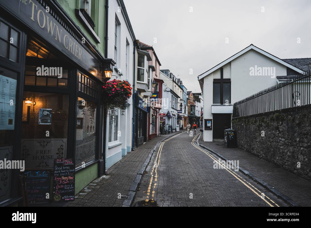 Carmarthen shopping hi-res stock photography and images - Page 3 - Alamy