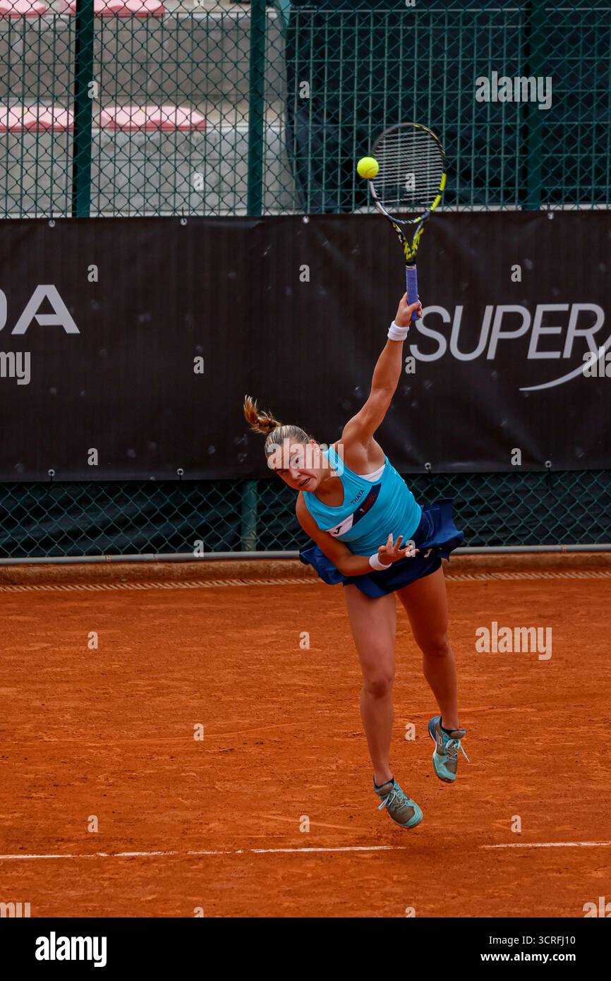 Sara Bejlek during the Internazionali di Calabria 2025 WTA 125 tennis match at Chiappetta Sport Village, Rende (Cosenza), Italy. Stock Photo
