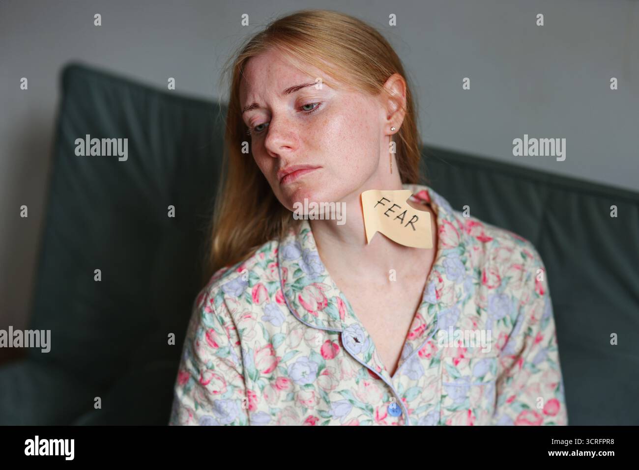 Fear Sticky Note Woman holding sticky note labeled hi-res stock photography and images ...