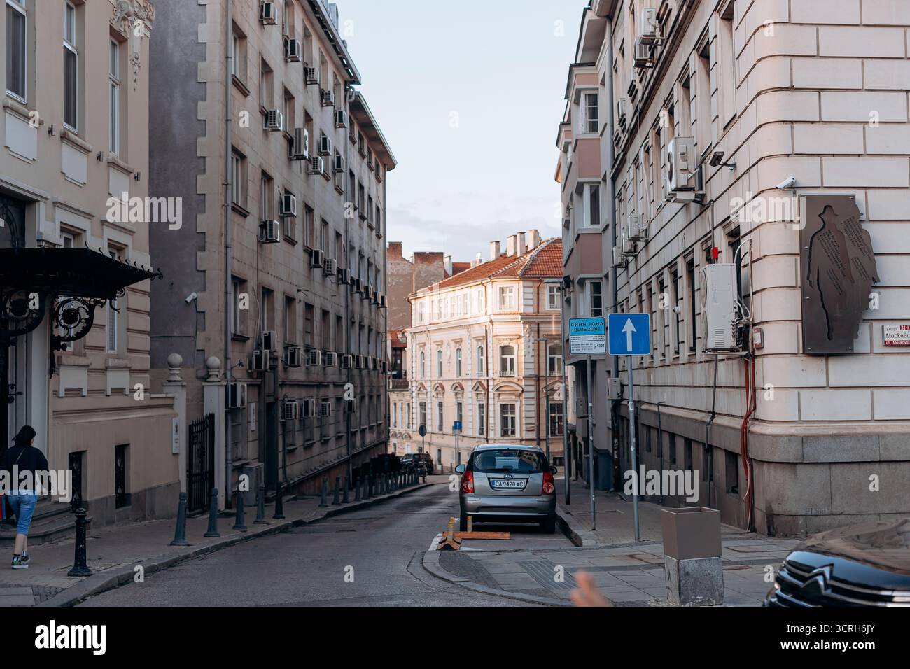 Pedestrian street car hi-res stock photography and images - Alamy