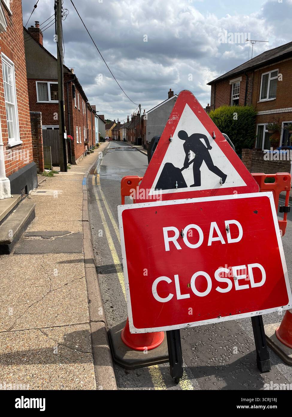 repair, temporary, road closed sign, signpost, sign, british, red, barrier, blocked, safety, street, uk, english, warning, road closed, traffic cones, - Smartphone Captured Stock Image