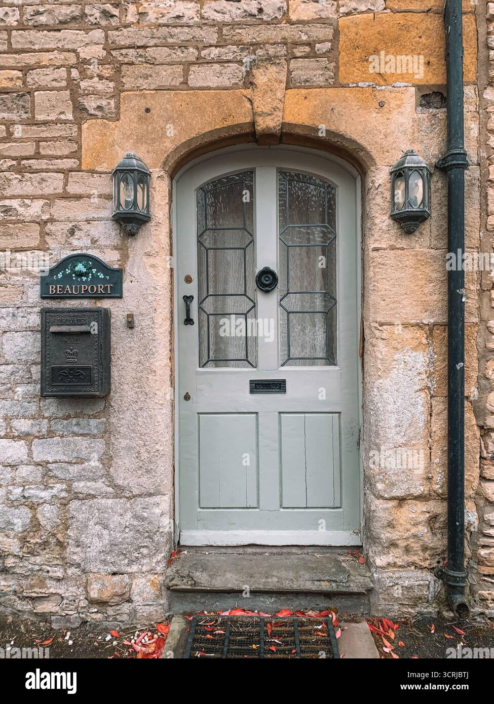 Idyllic Cotswolds Homes in the English Countryside – Picturesque Rural Retreats - Smartphone Captured Stock Image