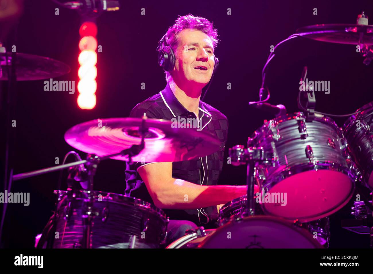Manchester, England, 1st October, 2025. Deacon Blue playing AO Arena in Manchester on their The Great Western Road Trip. Credit: Izzy Clayton/Alamy Live News Stock Photo