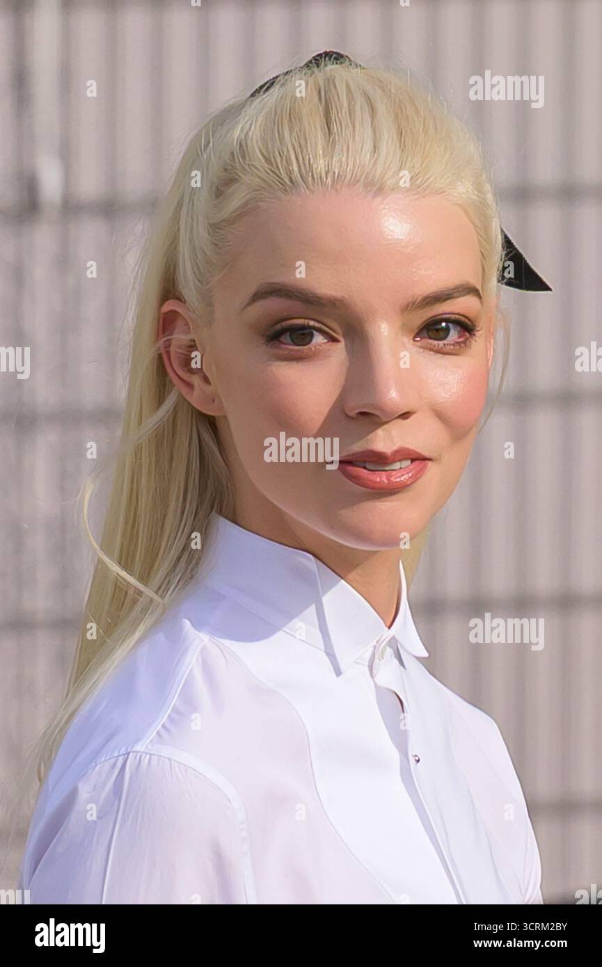 Anya Taylor Joy Attends The Christian Dior Womenswear Spring Summer Anya Taylor Joy Attends The Christian Dior Womenswear 2026 Show As Part Of Paris Fashion Week On October 01 2025 In Paris France Photo By Laurent 3CRM2BY 