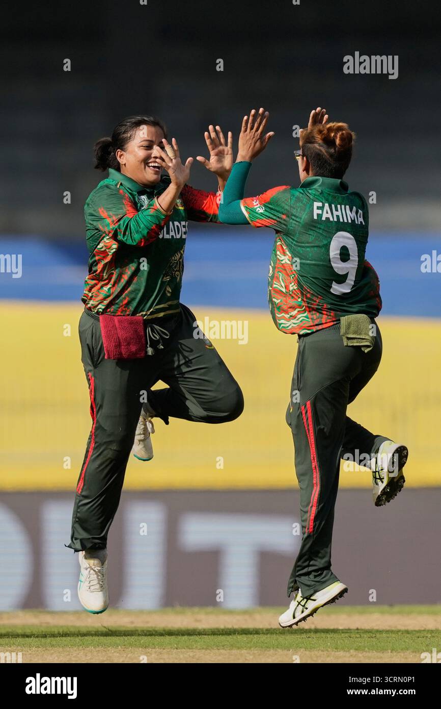 Pakistan Rameen Api Bangladesh's Nahida Akter, left, celebrates the wicket of Pakistan's ...