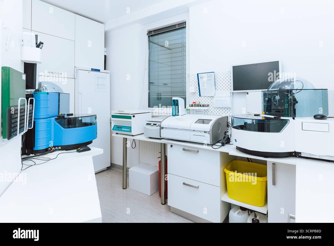 Scientific instruments hi-res stock photography and images - Alamy