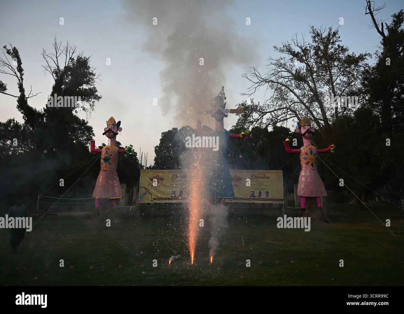 Giant effigies of demon king ravana hi-res stock photography and images ...
