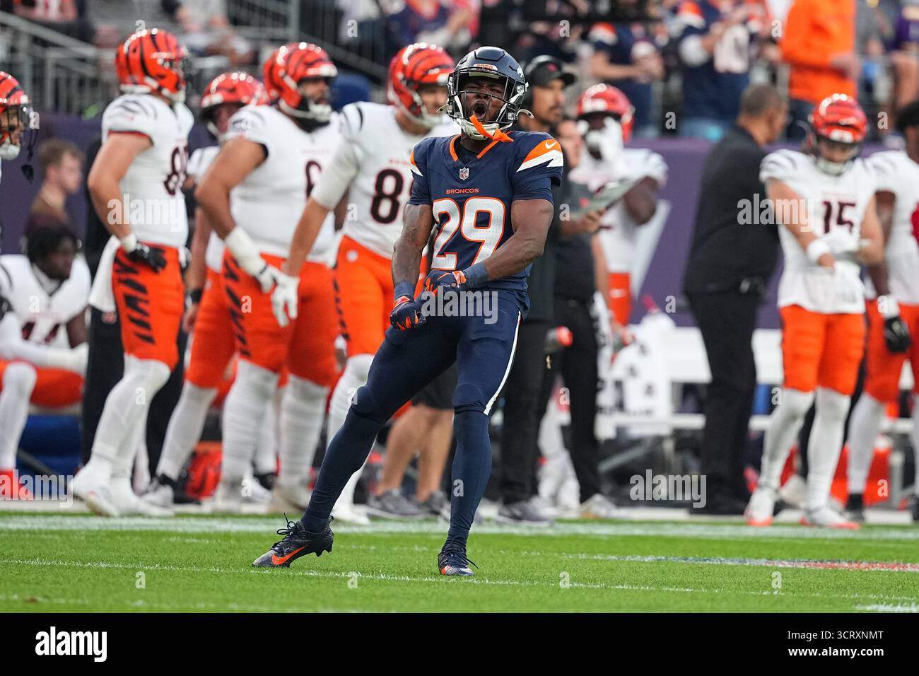 Is Tuli Tuipulotu the next priority for the Los Angeles Chargers? Is Tuli Tuipulotu the next priority for the Los Angeles Chargers?